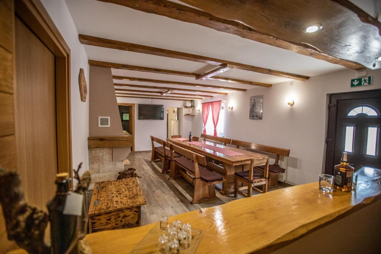 Apartmani Lara Modrus-Kuca Za Odmor Exterior photo